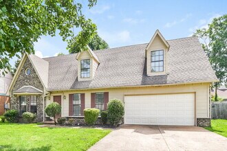 5112 Autumn Evening Ln in Memphis, TN - Building Photo - Building Photo