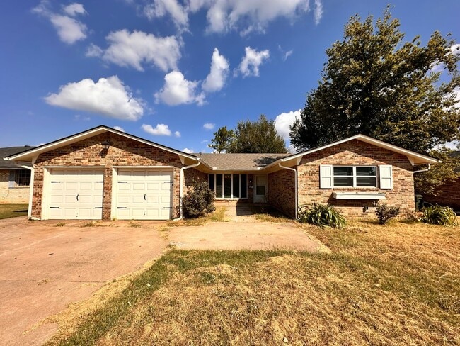 property at 3408 Oak Grove Dr