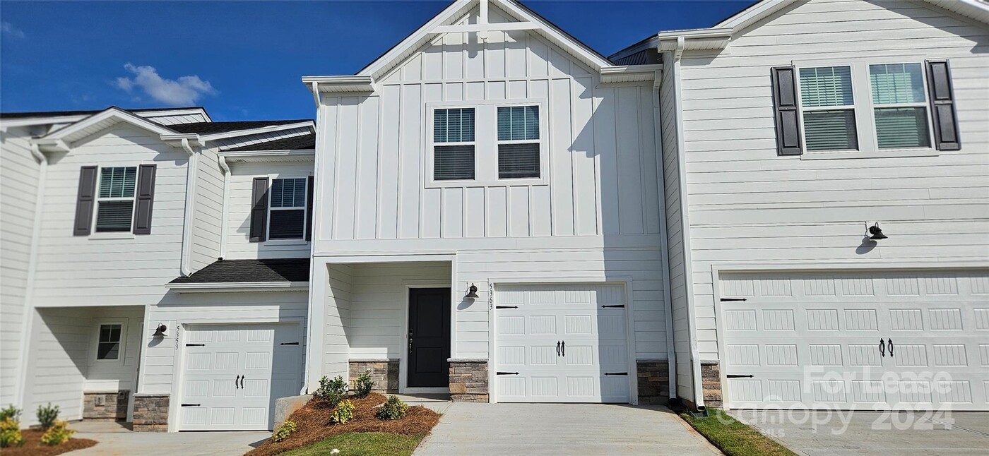 5363 Brailey Cir in Kannapolis, NC - Foto de edificio