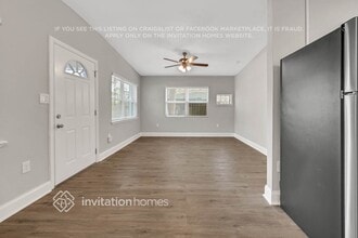 1326 42nd St in Orlando, FL - Foto de edificio - Building Photo