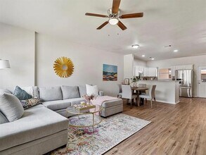 2305 Homewood Ln in Grand Prairie, TX - Building Photo - Building Photo