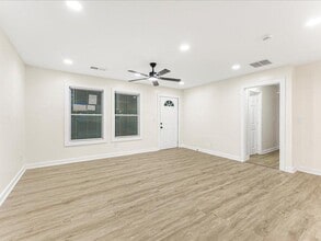 5794 Pinecrest Rd SW in Austell, GA - Building Photo - Building Photo