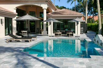 2555 NW 59th St in Boca Raton, FL - Building Photo - Building Photo