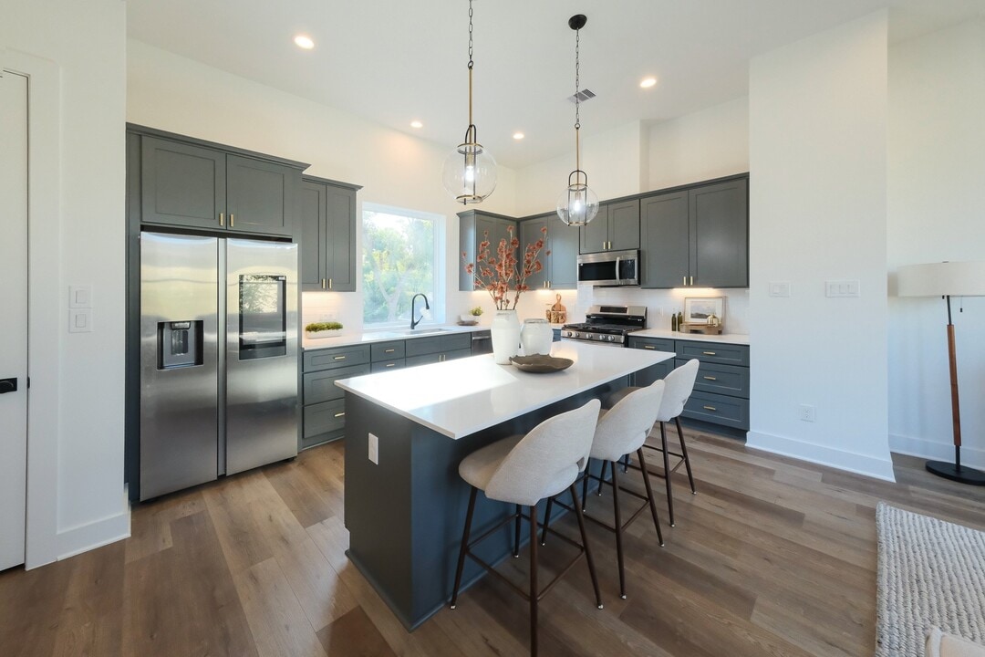835 Elkhart St in Houston, TX - Building Photo