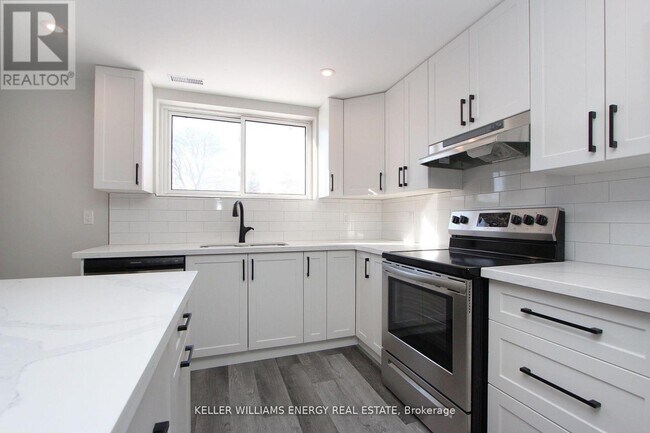 634 Wilson Rd N in Oshawa, ON - Building Photo - Building Photo