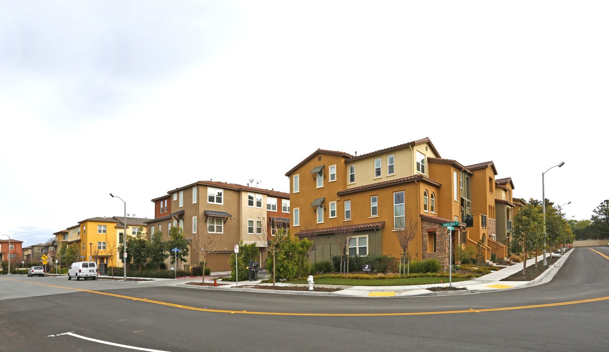 Fusion in Sunnyvale, CA - Building Photo