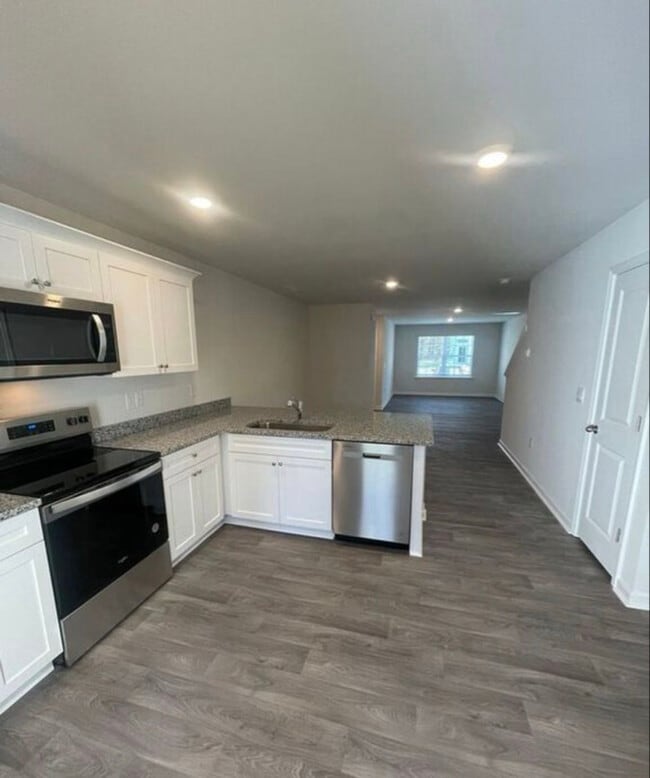 8655 Brixton Shay Dr in Raleigh, NC - Building Photo - Building Photo