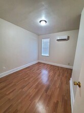 523 Oldham St, Unit 2 in Baltimore, MD - Building Photo - Building Photo