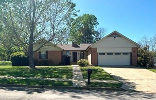 1914 Cardinal Dr in Tupelo, MS - Building Photo