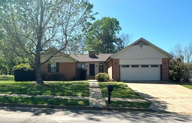 property at 1914 Cardinal Dr