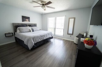 822 Sandtree Dr in Palm Beach Gardens, FL - Building Photo - Building Photo