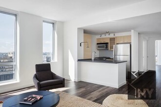 92 Leonard St, Unit 1601 in New York, NY - Foto de edificio - Building Photo