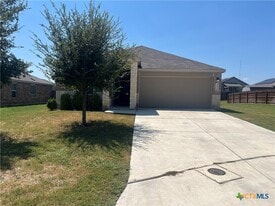 2410 Moselle Ln in New Braunfels, TX - Building Photo
