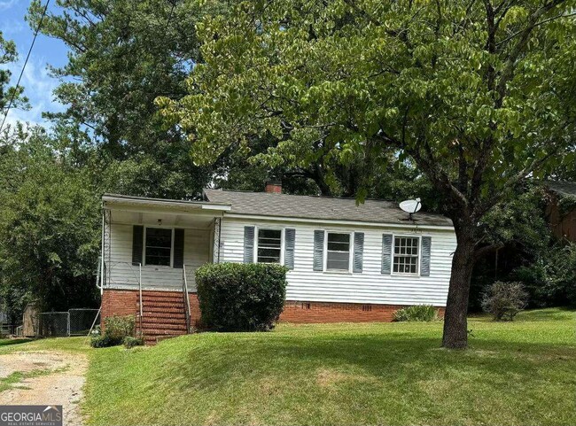 property at 208 Rutland Cir