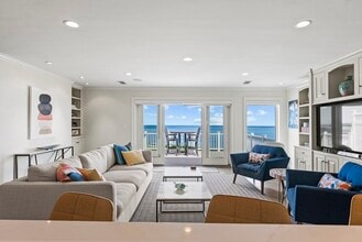 64 Cliffside Dr in Plymouth, MA - Building Photo - Building Photo