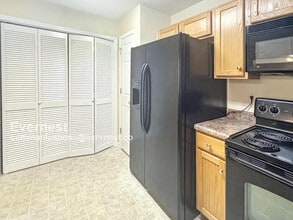 5229 Falling Creek Ln in Birmingham, AL - Building Photo - Building Photo