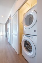 1211 S Indiana Ave in Chicago, IL - Foto de edificio - Building Photo