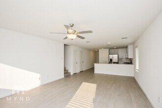 2716 Mistwood Dr in Fort Worth, TX - Foto de edificio - Building Photo