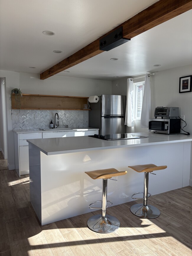 5775 W 74th St in Los Angeles, CA - Building Photo - Building Photo