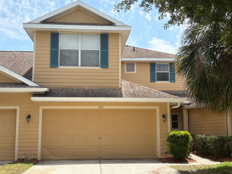 9011 Iron Oak Ave in Tampa, FL - Building Photo
