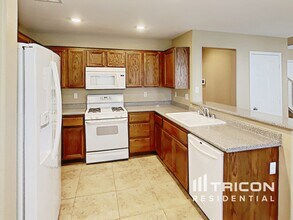 977 Medina De Leon Ave in Henderson, NV - Building Photo - Building Photo
