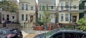 7418 88th Ave, Unit 1 in Woodhaven, NY - Building Photo