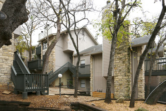 Rivertree Apartments in Austin, TX - Building Photo - Building Photo