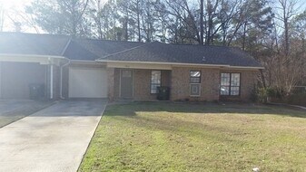 263 Ivy Ln in Auburn, AL - Building Photo