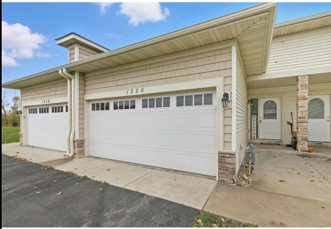 property at 1226 45th Ave NE