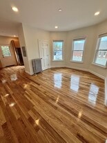 124 Chestnut St in Lynn, MA - Building Photo