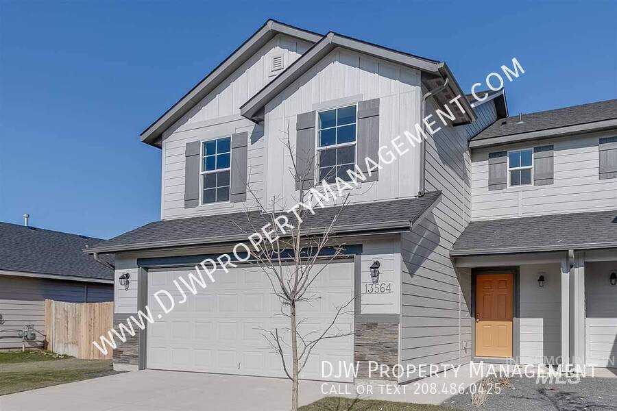 13564 Palm Beach Dr in Caldwell, ID - Building Photo