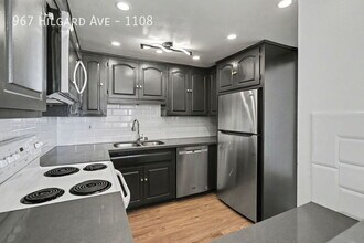 967 Hilgard Ave in Los Angeles, CA - Building Photo - Building Photo