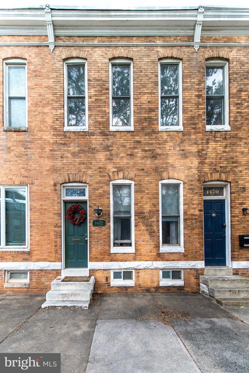 property at 1472 Woodall St