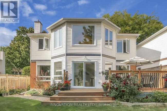 76 Chickasaw Crescent in Ottawa, ON - Building Photo - Building Photo