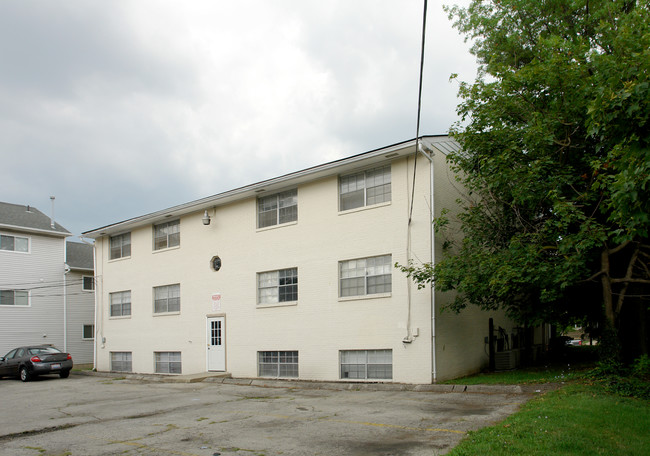 1734 Summit St in Columbus, OH - Building Photo - Building Photo