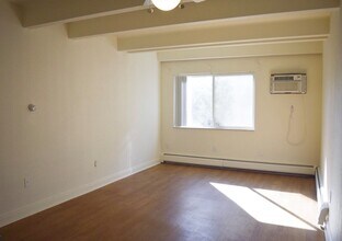 590 Logan St in Denver, CO - Building Photo - Building Photo