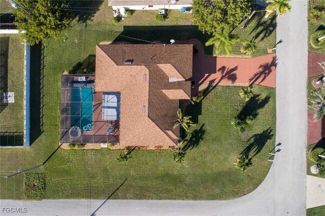 property at 3832 SW 20th Ave