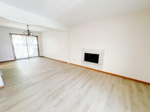 1172 Highview Dr in New Brighton, MN - Building Photo - Building Photo
