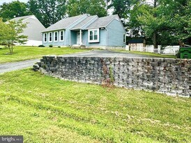 240 Whitson's Run in Stafford, VA - Building Photo