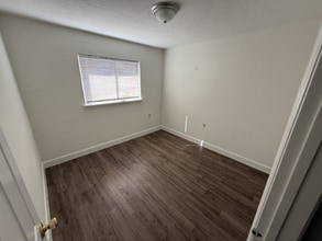 508 9th Ave E in Bradenton, FL - Foto de edificio - Building Photo