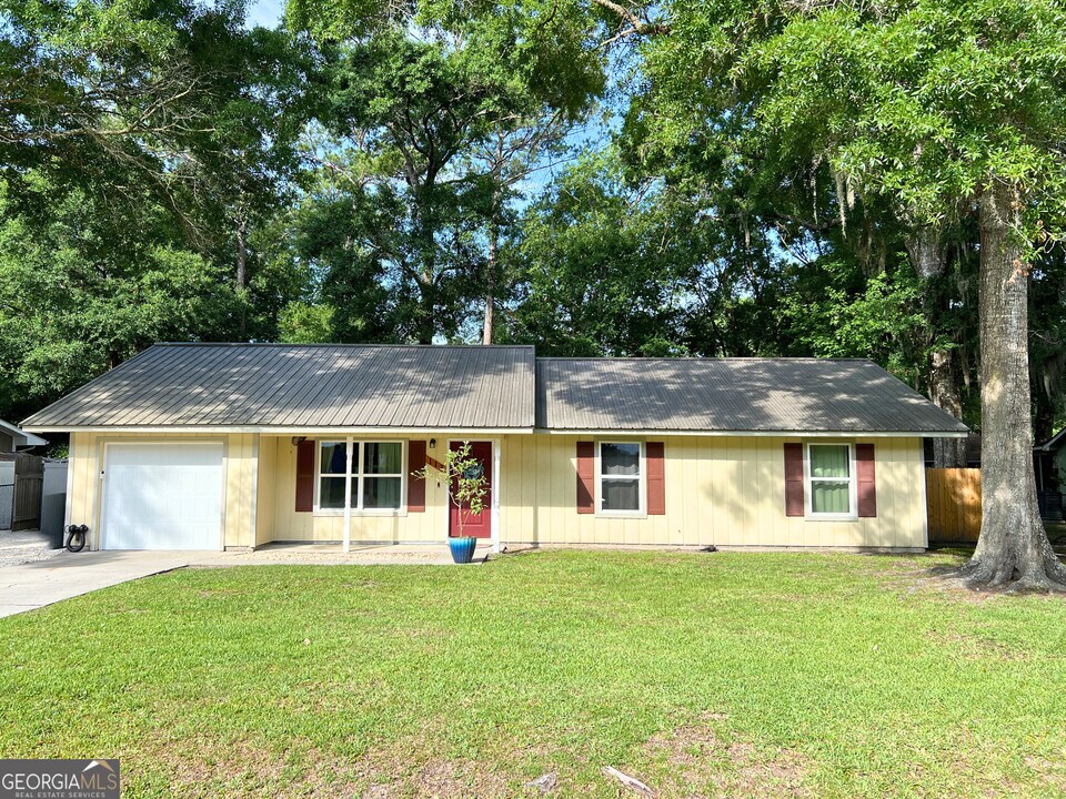 113 Woodhaven Dr in Kingsland, GA - Building Photo