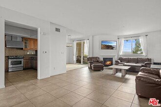 13031 Villosa Pl in Los Angeles, CA - Building Photo - Building Photo