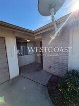 793 Oleander St in Hemet, CA - Building Photo