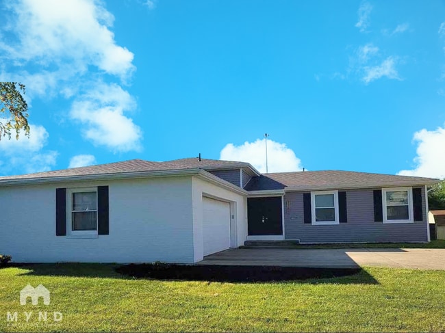 property at 2757 Kenview Rd S