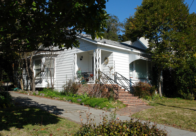 7308 Bodega Ave in Sebastopol, CA - Building Photo - Building Photo