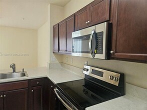 142 SE 28th Ter in Homestead, FL - Building Photo - Building Photo