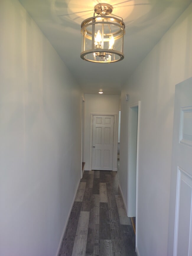 165 North St, Unit 2Upstairs in Kingston, NY - Building Photo - Building Photo