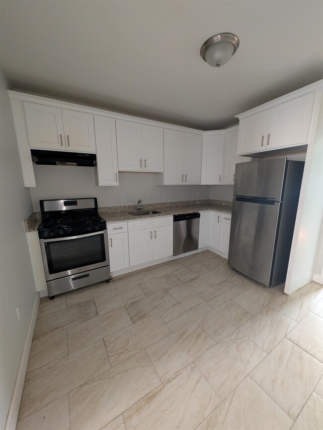 719 28th St in Union City, NJ - Building Photo - Building Photo