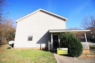 13 Pointer Ln in Greenville, SC - Foto de edificio - Building Photo