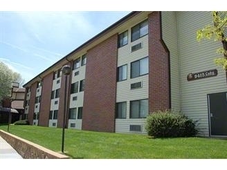 Camelot VI in Omaha, NE - Building Photo